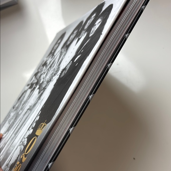 Queen & A Night at the Opera 50 years Gillian G. Gaar hardcover book - Picture 3 of 4